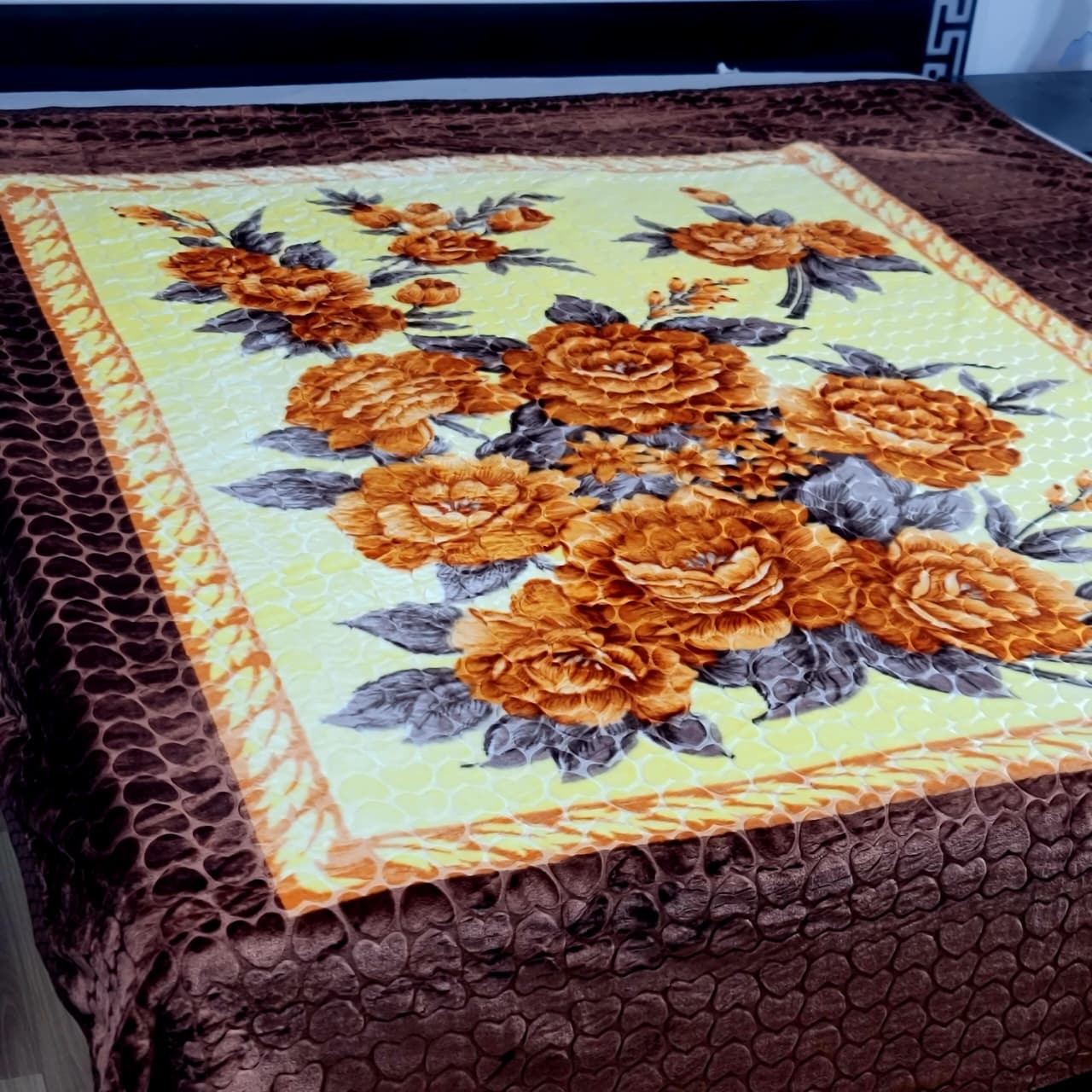 Single Side Embossed Ac Blanket